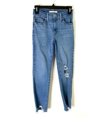 Levi’s 724 High Rise Straight Crop Jeans Ripped Knee Chewed Hem Stretch Denim